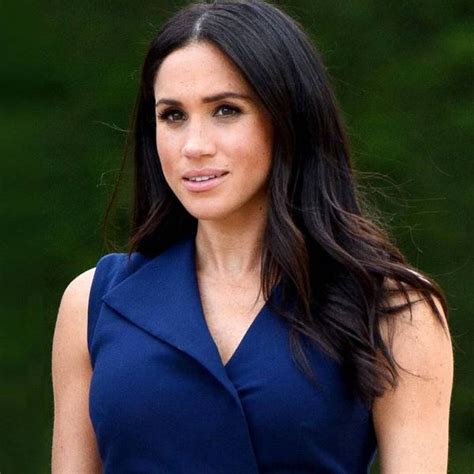 meghan markle weight and height